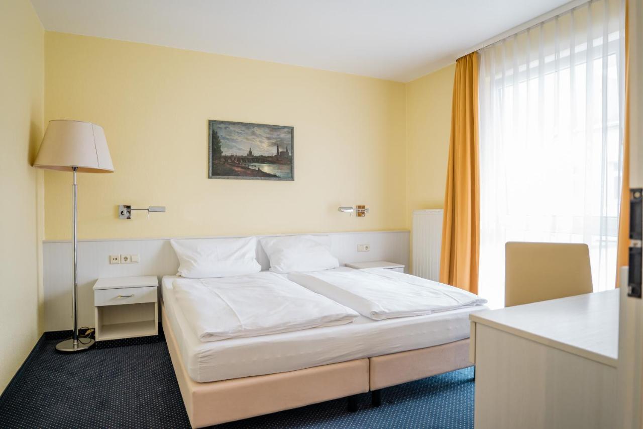 Point Hotel Apartments And Rooms Dresde Extérieur photo