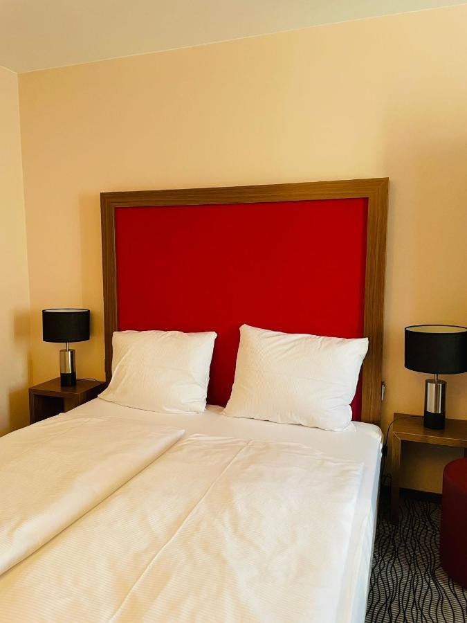 Point Hotel Apartments And Rooms Dresde Extérieur photo